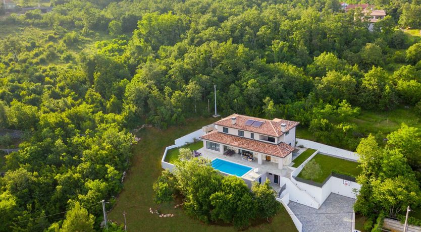 Photo of The Verdant Sea