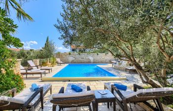 Sibenik Breeze Holiday Home