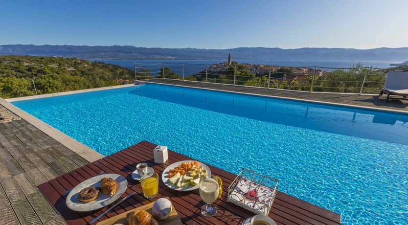 Photo of Eyes on the Waves