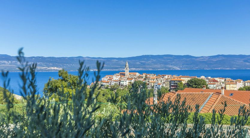 Photo of Eyes on the Waves