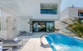 Photo of Coastal Breeze