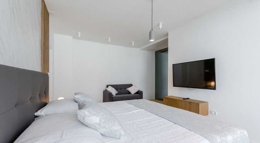 Photo of Coastal Breeze