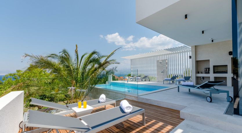 Photo of Coastal Breeze