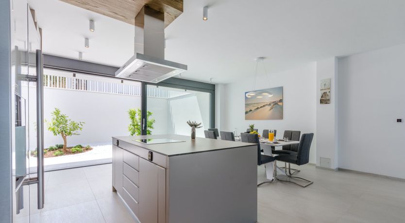 Photo of Coastal Breeze