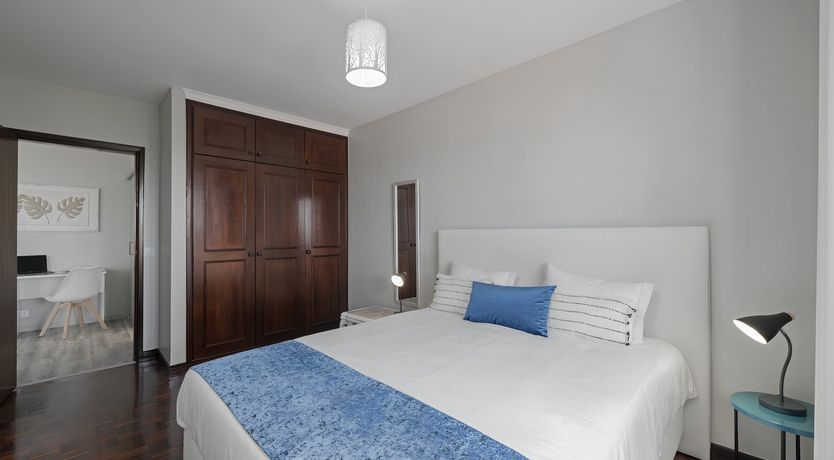 Photo of Shingle & Stone