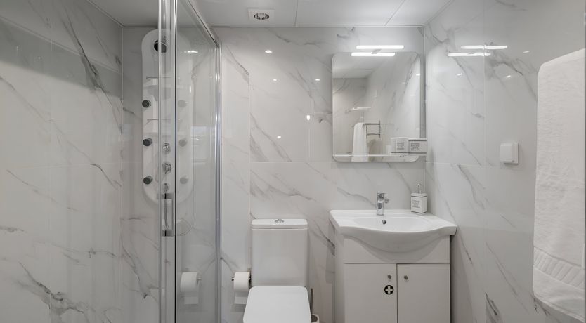 Photo of Shingle & Stone