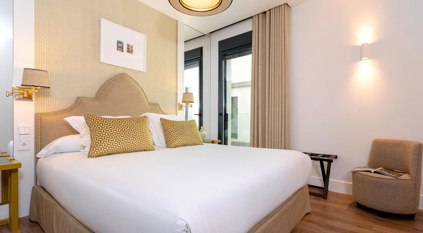 Photo of Seville Star