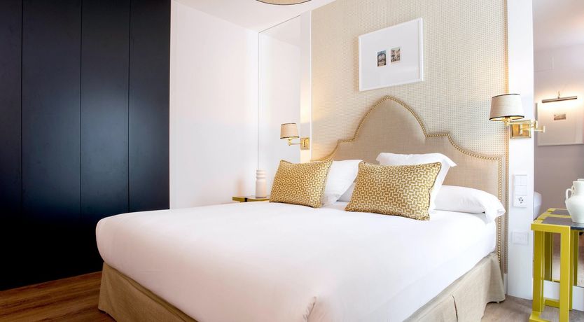 Photo of Seville Star