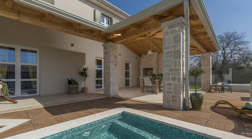 Photo of Green Sky Gallery