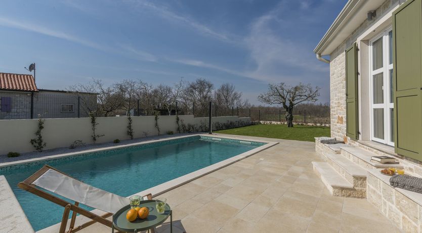 Photo of Green Sky Gallery