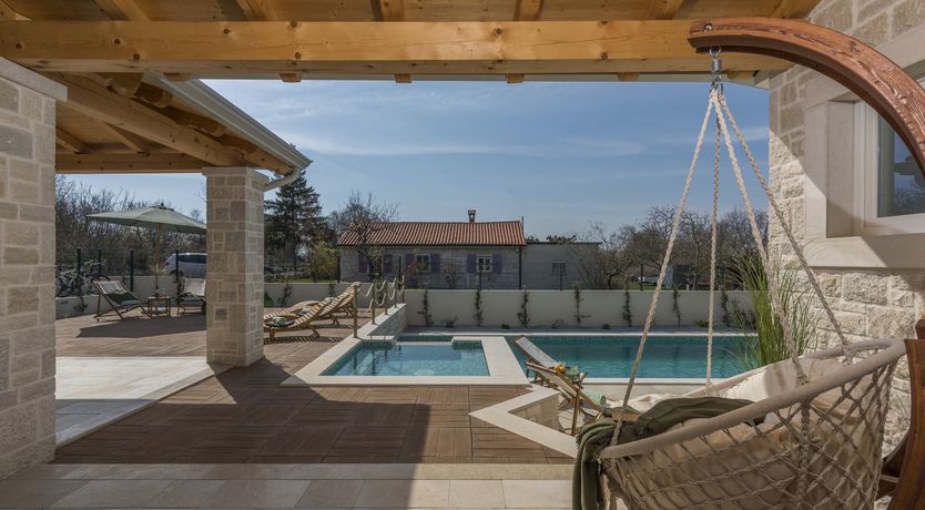 Photo of Green Sky Gallery