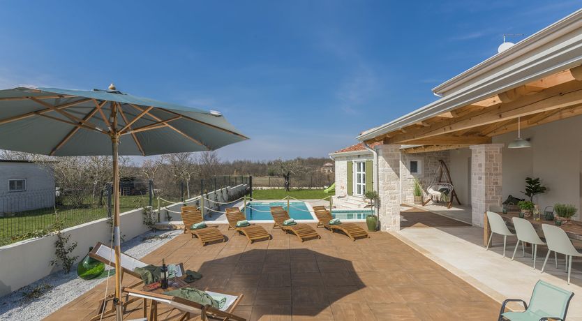 Photo of Green Sky Gallery