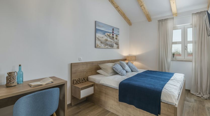 Photo of Green Sky Gallery