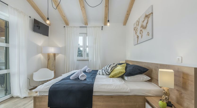 Photo of Green Sky Gallery