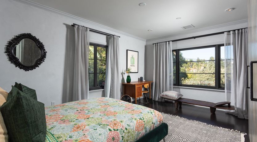 Photo of Golden Handshake