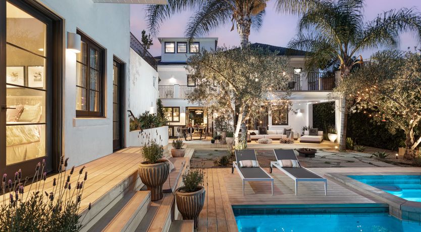 Photo of Golden Handshake