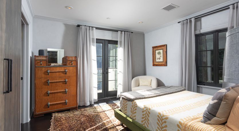 Photo of Golden Handshake