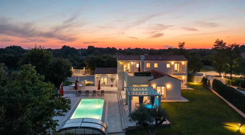 Photo of A Powerful Romance