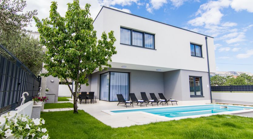 Photo of Sweet Golden Moon