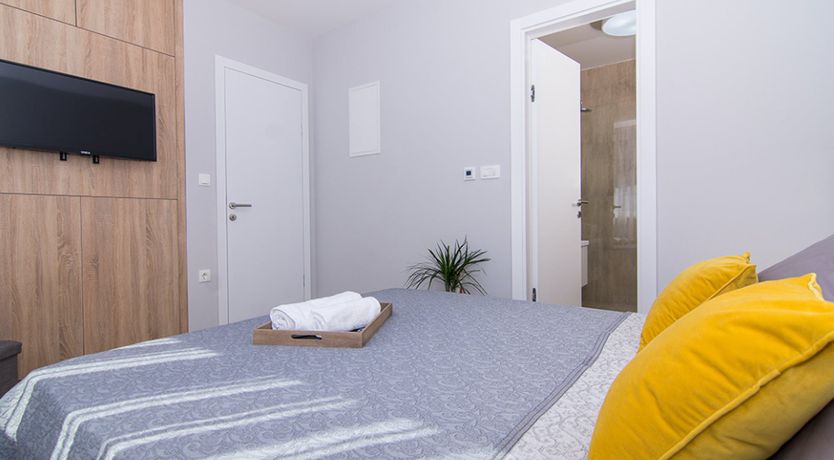 Photo of Sweet Golden Moon