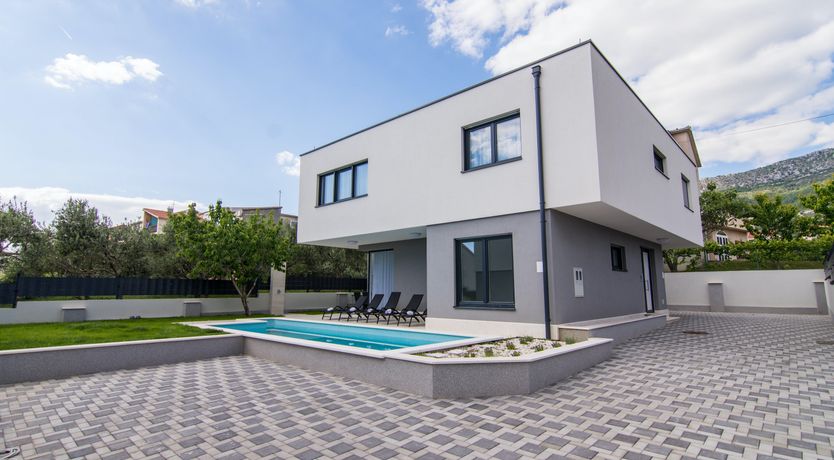 Photo of Sweet Golden Moon