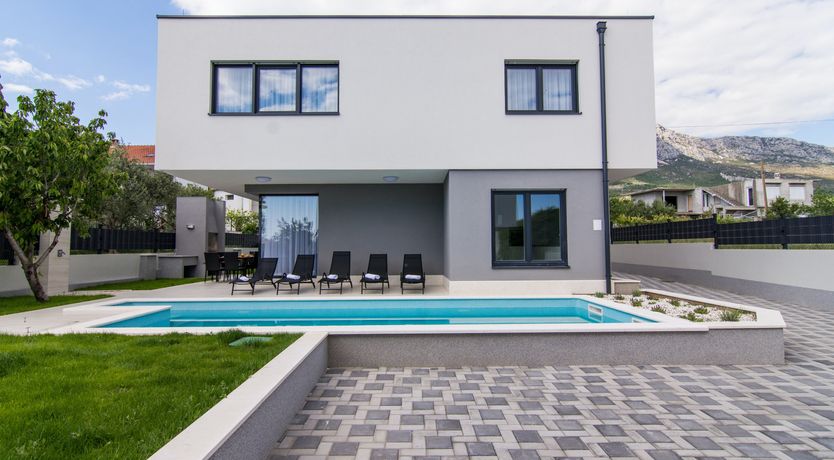 Photo of Sweet Golden Moon