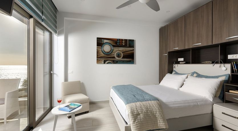 Photo of Moon on the Water