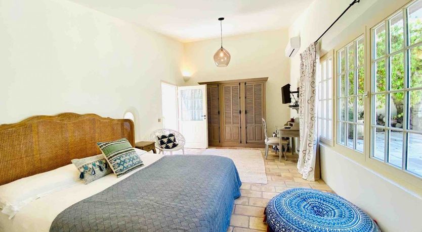 Photo of Polished & Painted