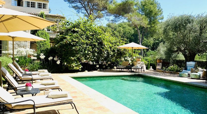 Photo of Polished & Painted