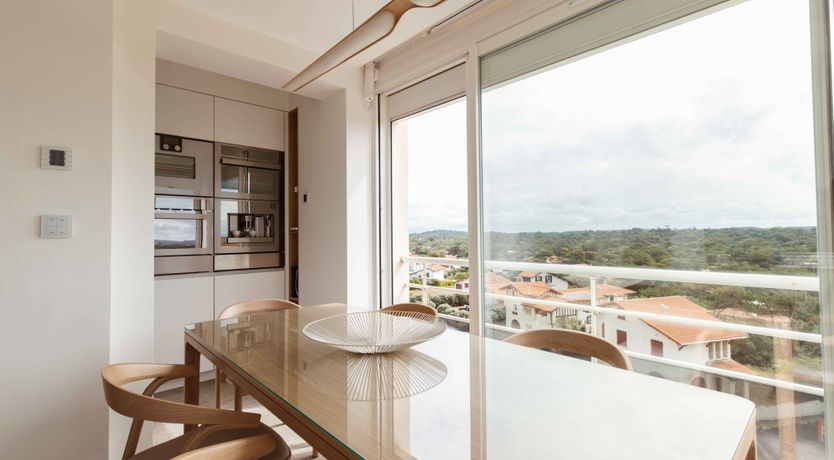 Photo of Dune Dancer