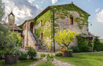 Rusticana Retreat Villa