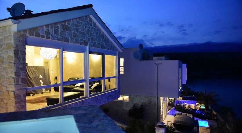 Photo of A Natural Stroll