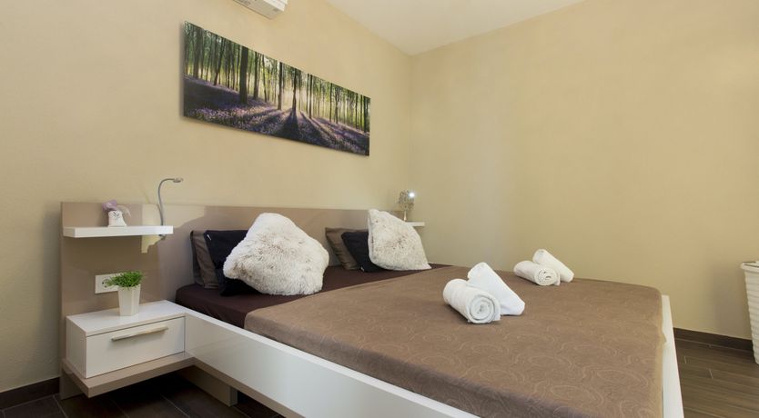 Photo of A Natural Stroll