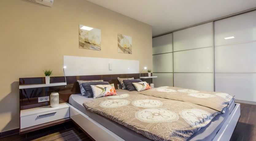 Photo of A Natural Stroll