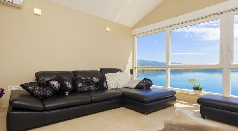 Photo of A Natural Stroll