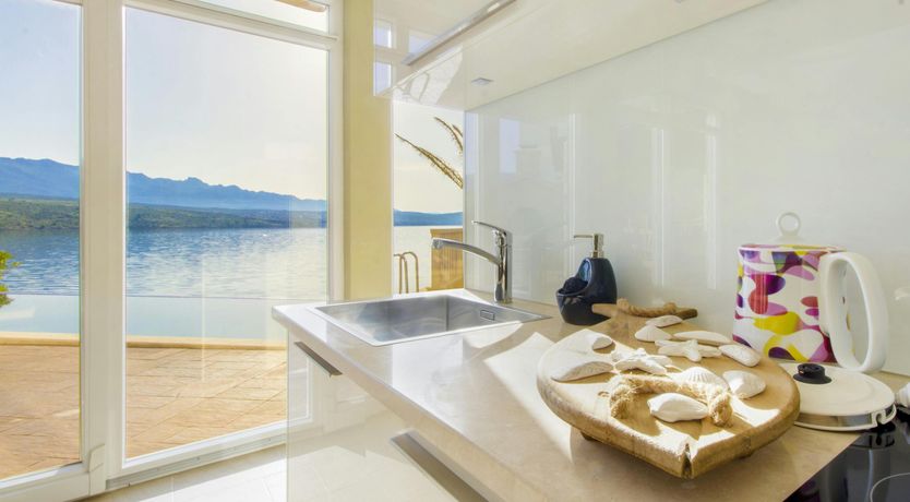 Photo of A Natural Stroll