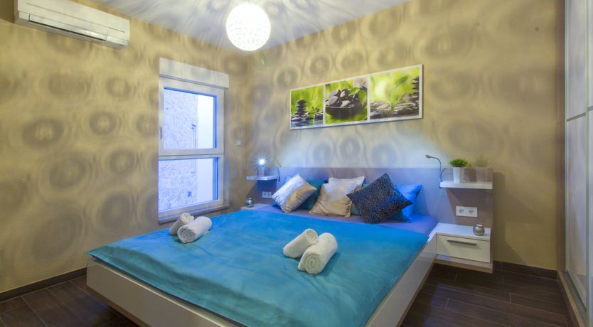 Photo of A Natural Stroll