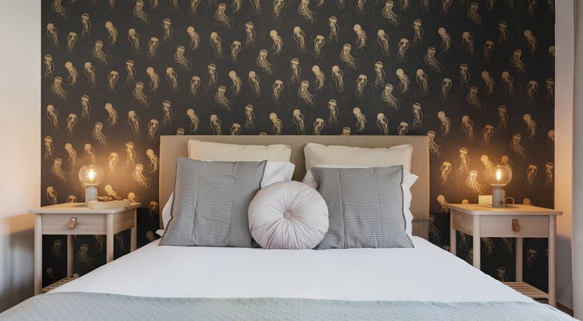 Photo of Beams of Orange