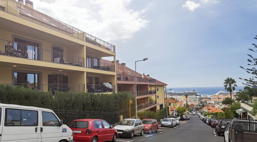 Photo of Beams of Orange