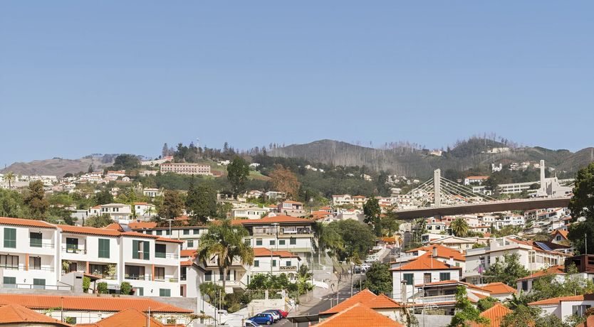 Photo of Beams of Orange
