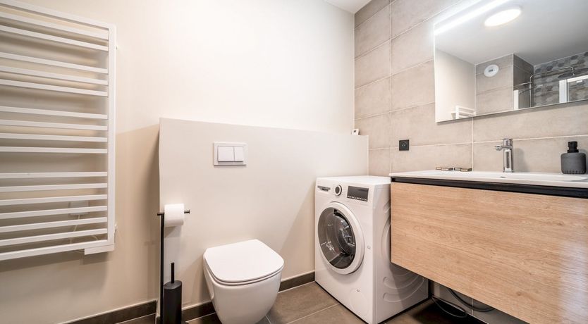 Photo of Mountain & Abbey