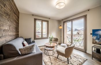 Mountain & Abbey Apartment