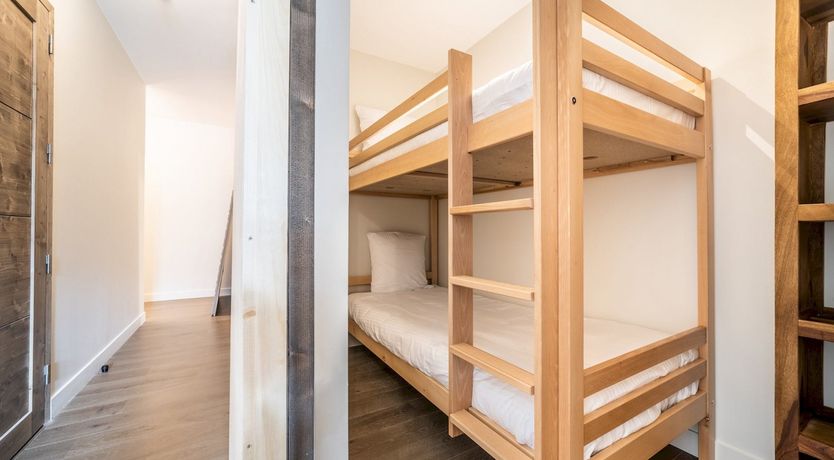 Photo of Mountain & Abbey