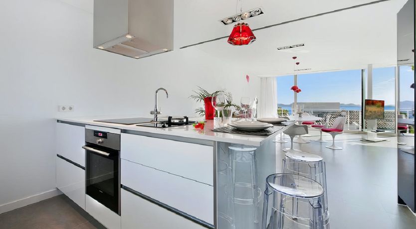 Photo of A Blush of White