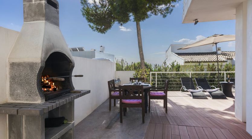 Photo of A Blush of White