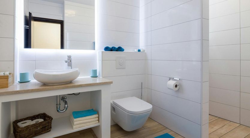 Photo of Lakes & Hills