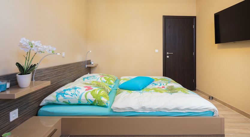 Photo of Lakes & Hills