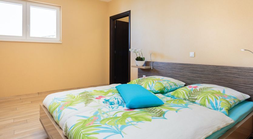 Photo of Lakes & Hills