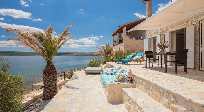 Photo of Lakes & Hills