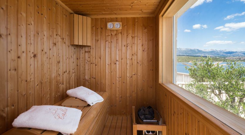 Photo of Lakes & Hills